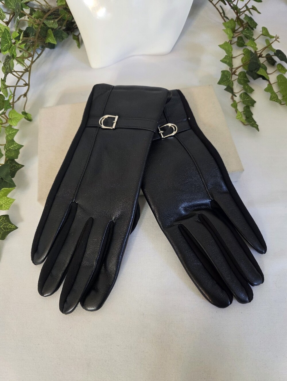 Black Leather Buckle Accent Winter Gloves Touchscreen Tech Plush Lined Warm